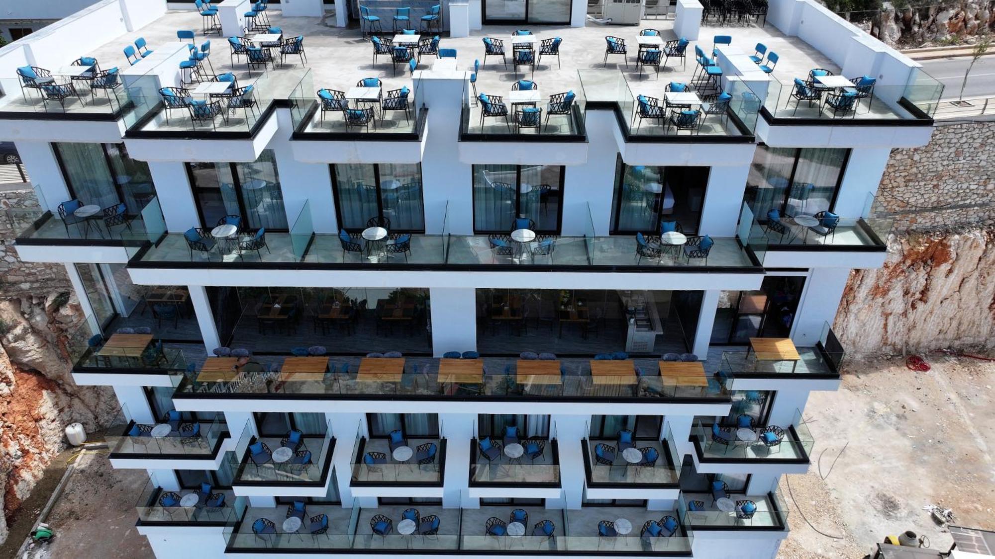 Litan Hotel ساراندا المظهر الخارجي الصورة
