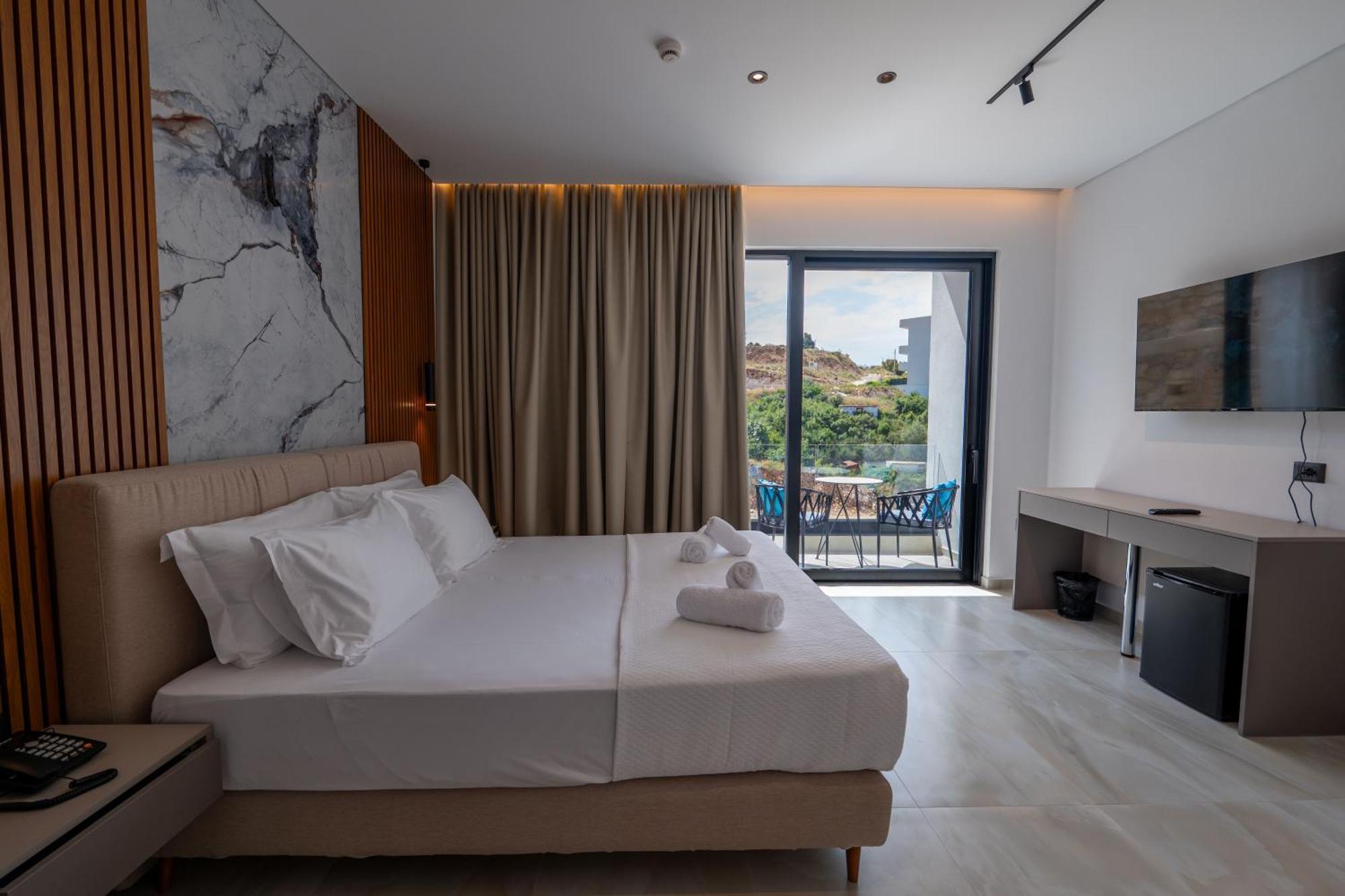 Litan Hotel ساراندا المظهر الخارجي الصورة
