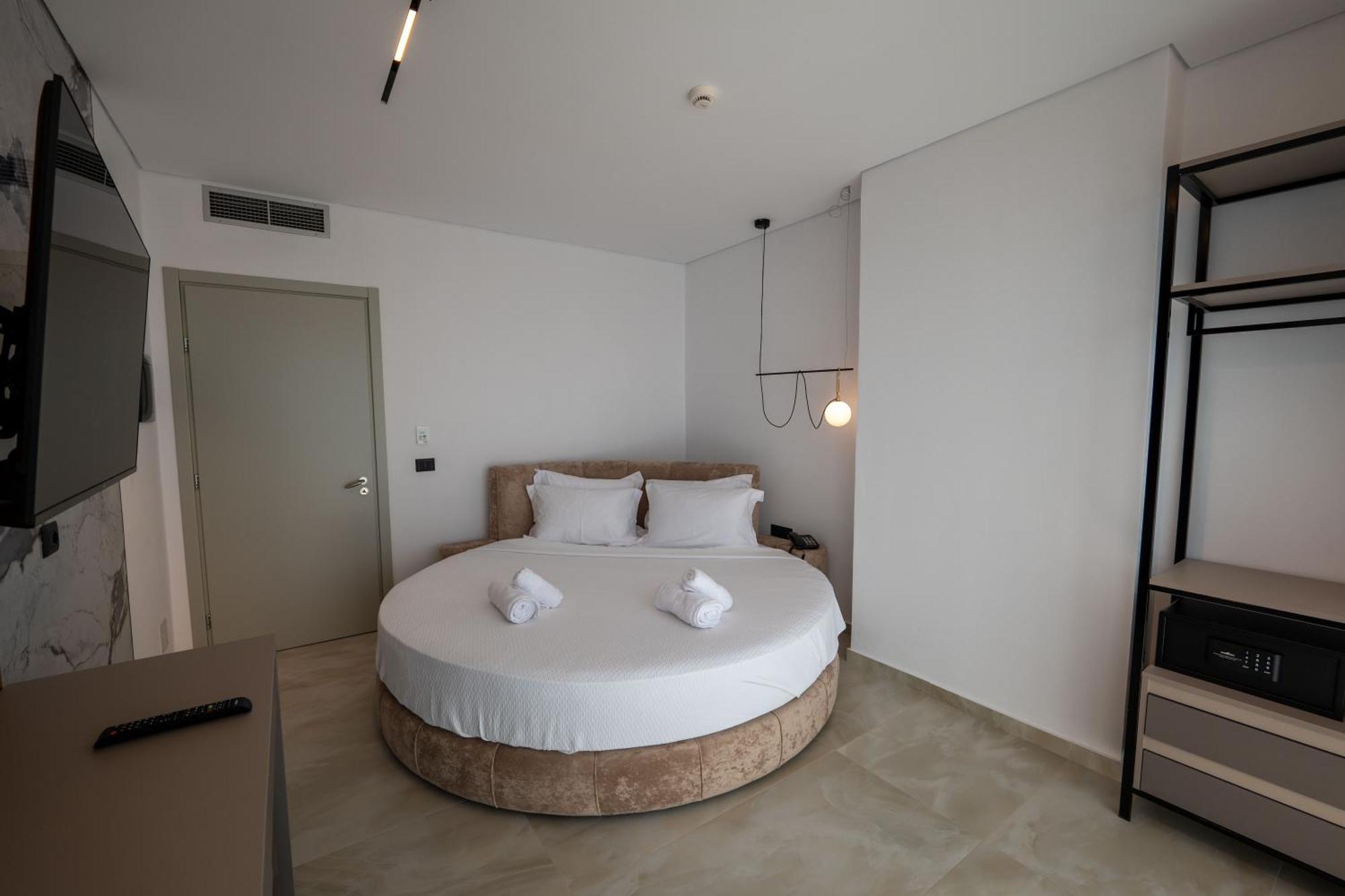 Litan Hotel ساراندا المظهر الخارجي الصورة