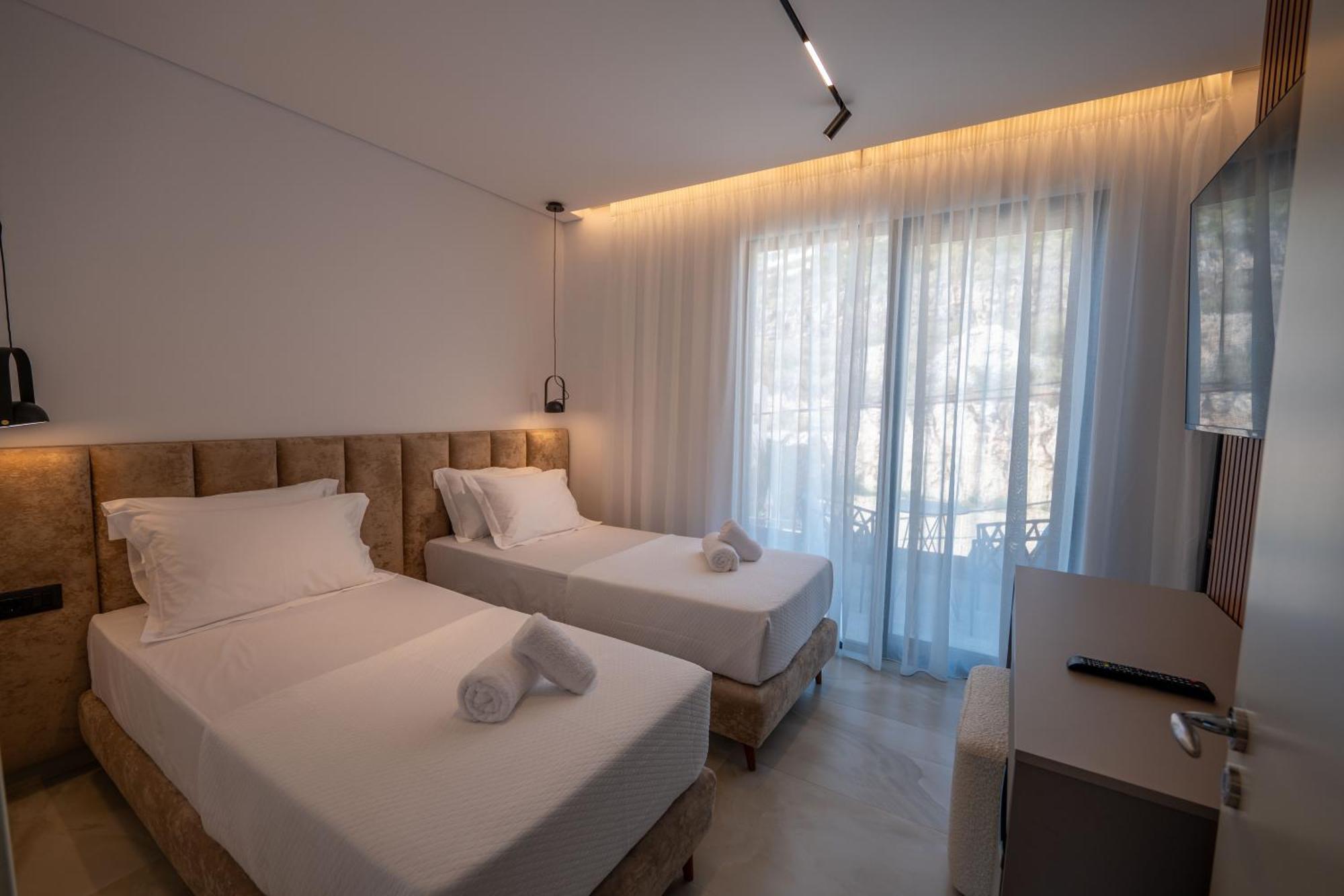 Litan Hotel ساراندا المظهر الخارجي الصورة
